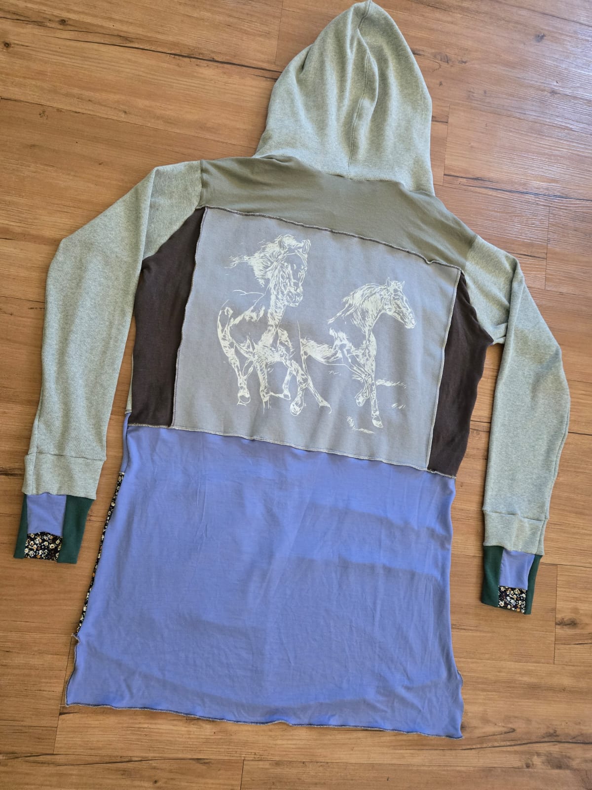 Medium Dharma Hoody