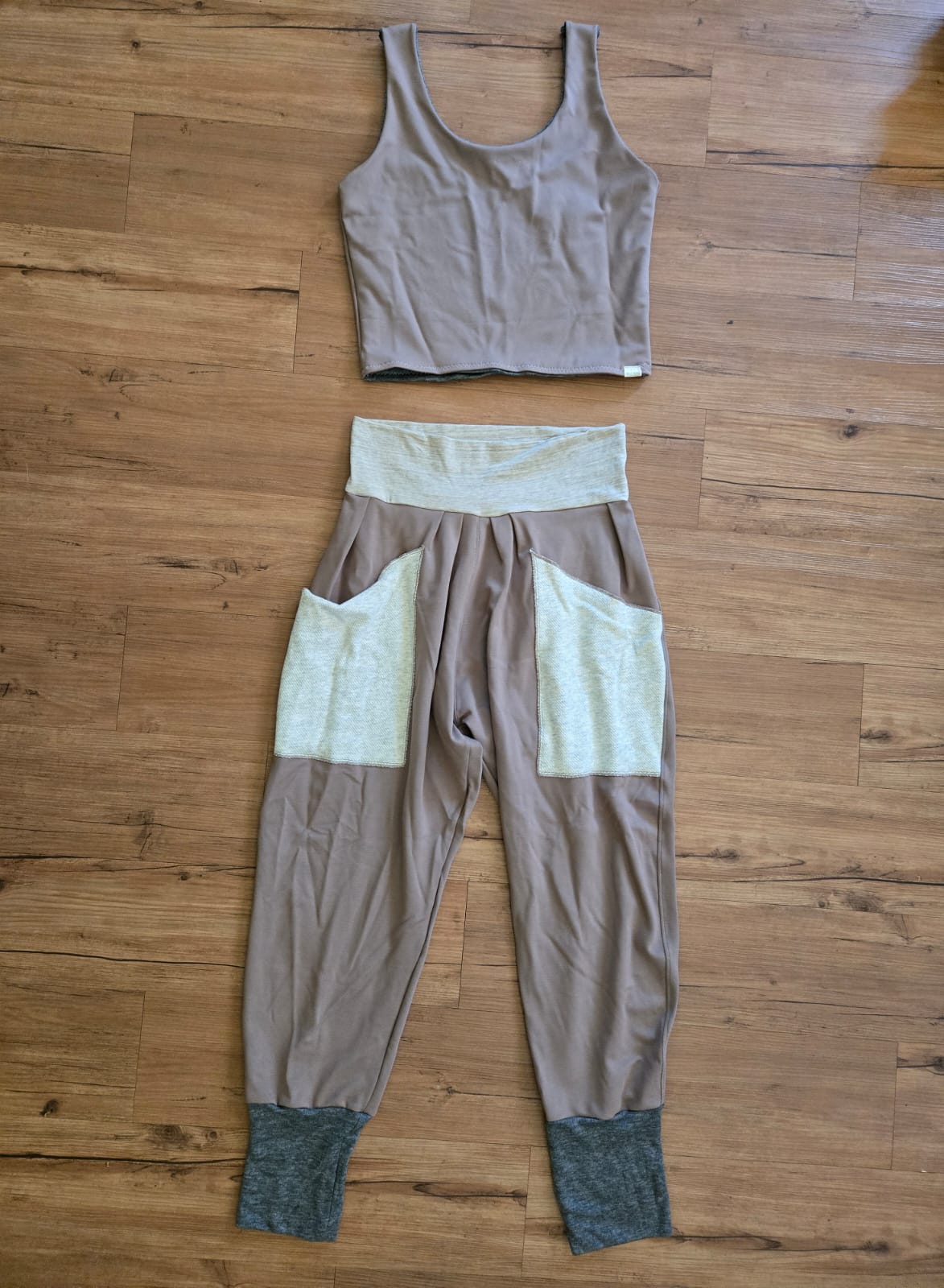 Medium Bhakti Set