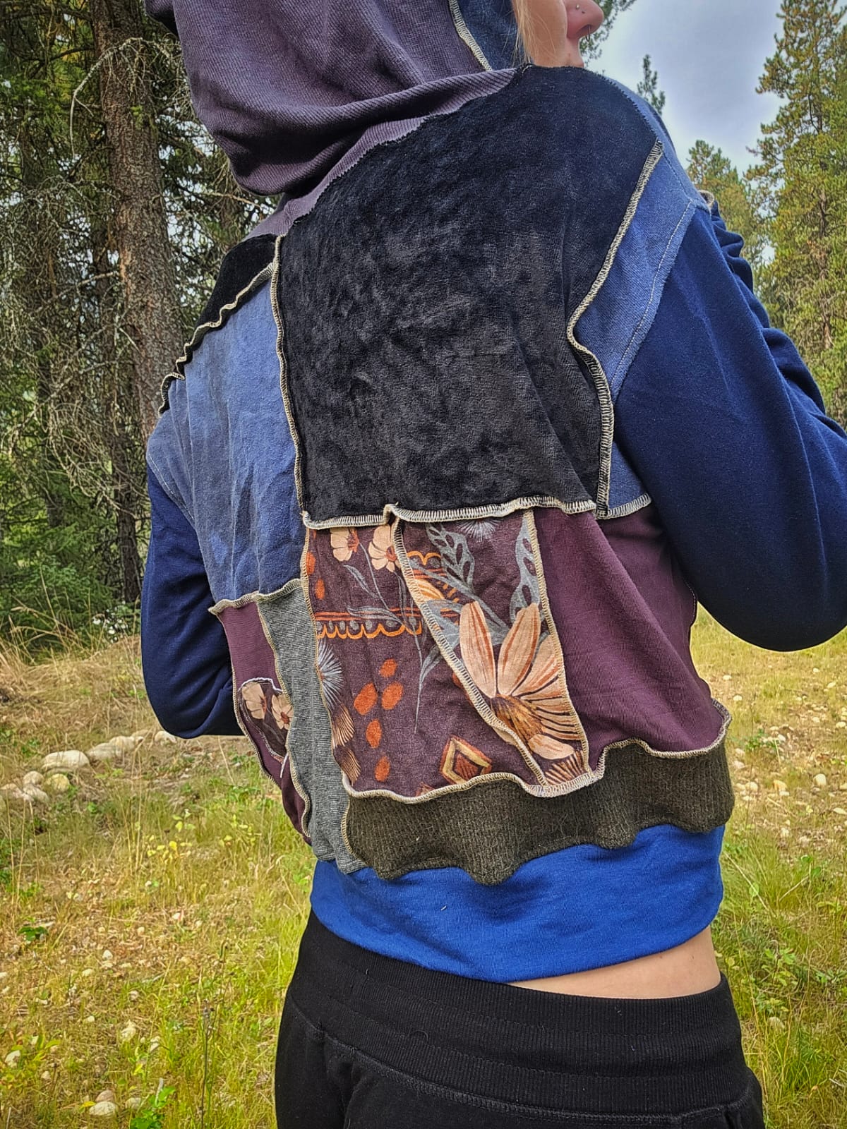 Custom Metta Hoody
