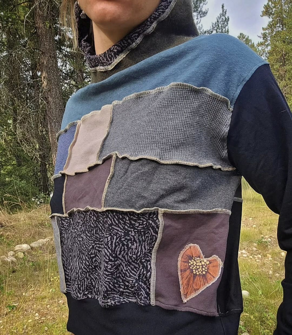 Custom Metta Hoody